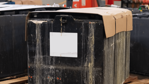 permanently-sulfated-battery A sulfated forklift battery